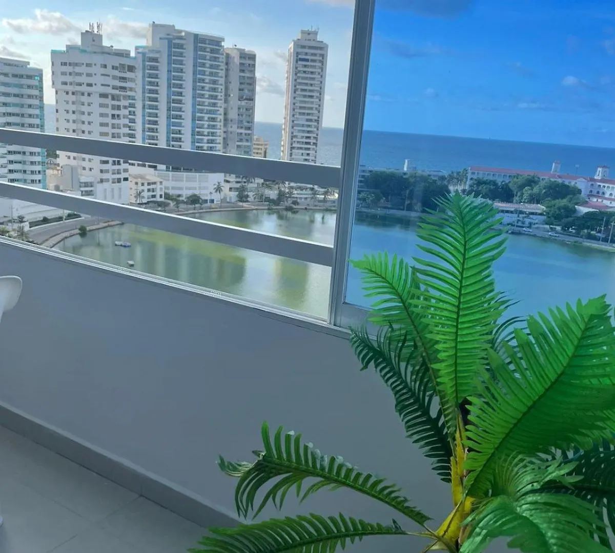 Apartamento Piso 12 Y 17 Welch Cartagena Colombia